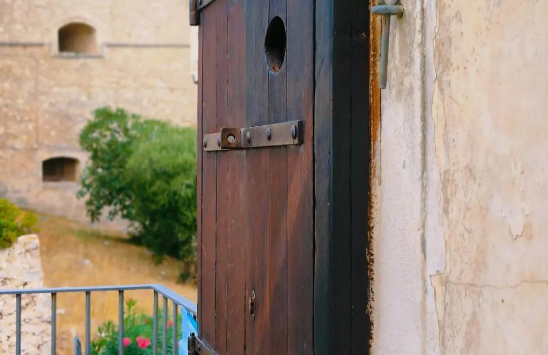 Torre La Mezzaluna-1